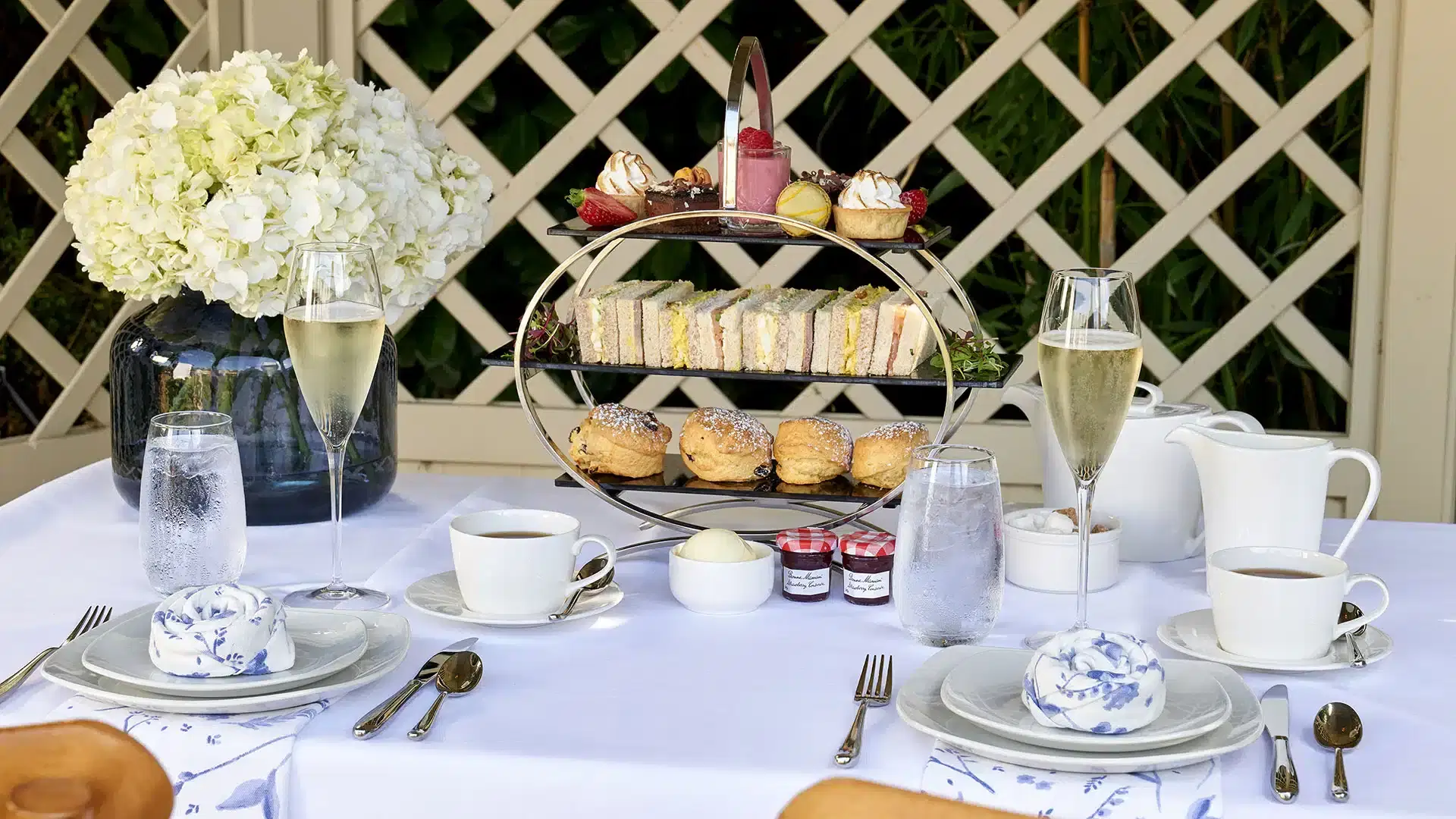 Afternoon-Tea-1733M-tonyHphoto-545R