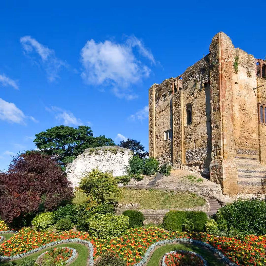 Guildford-Castle-and-grounds